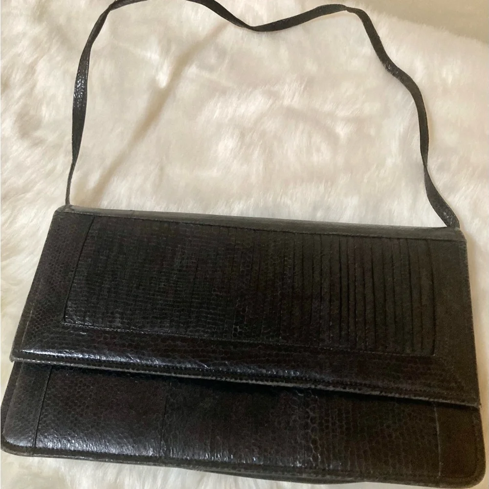 Black lizard skin clutch with adjustable strap.  This is genuine reptile. - Picture 5 of 7